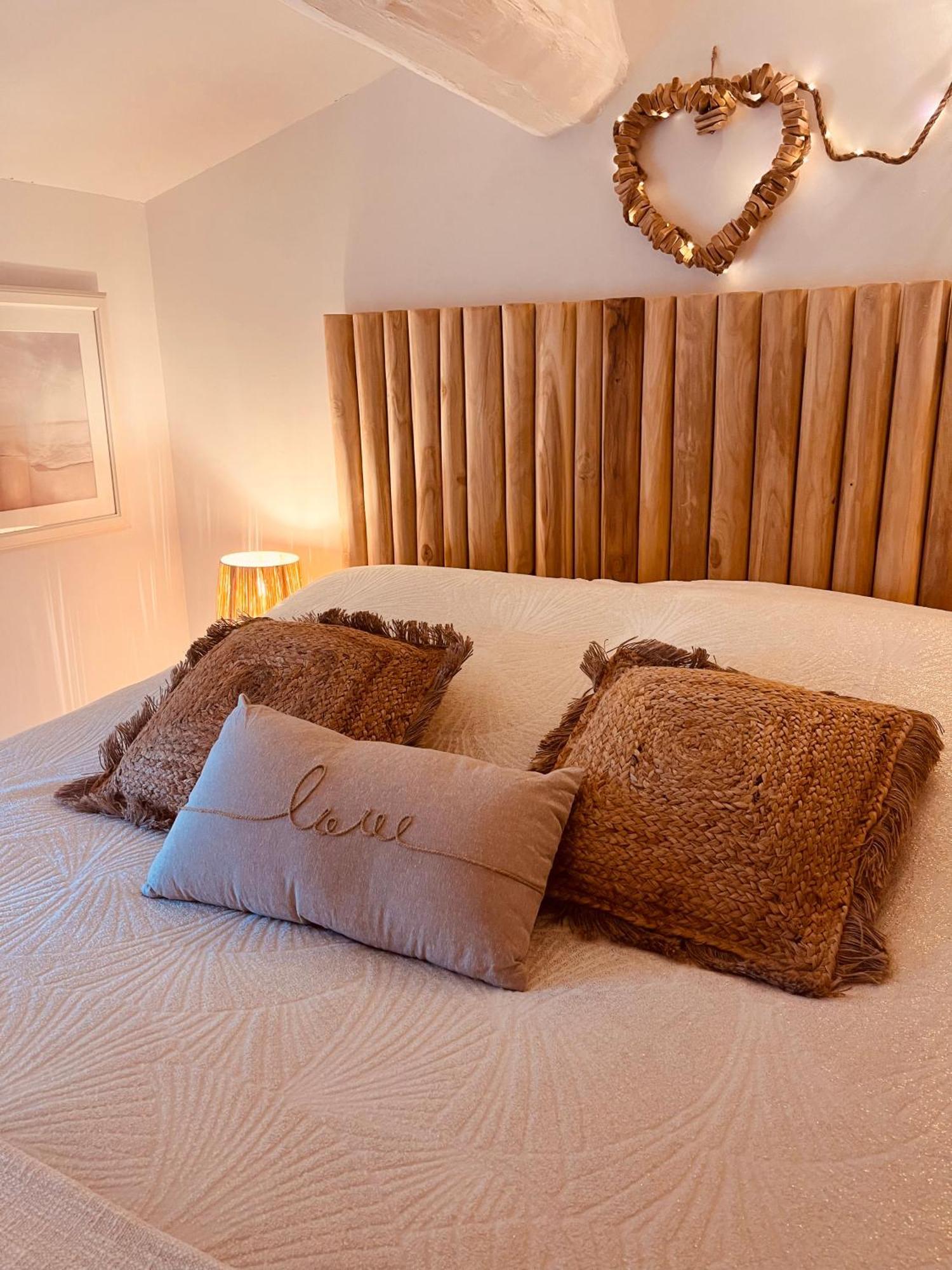 Aparthotel Domaine Amourella Lambesc Pokój zdjęcie