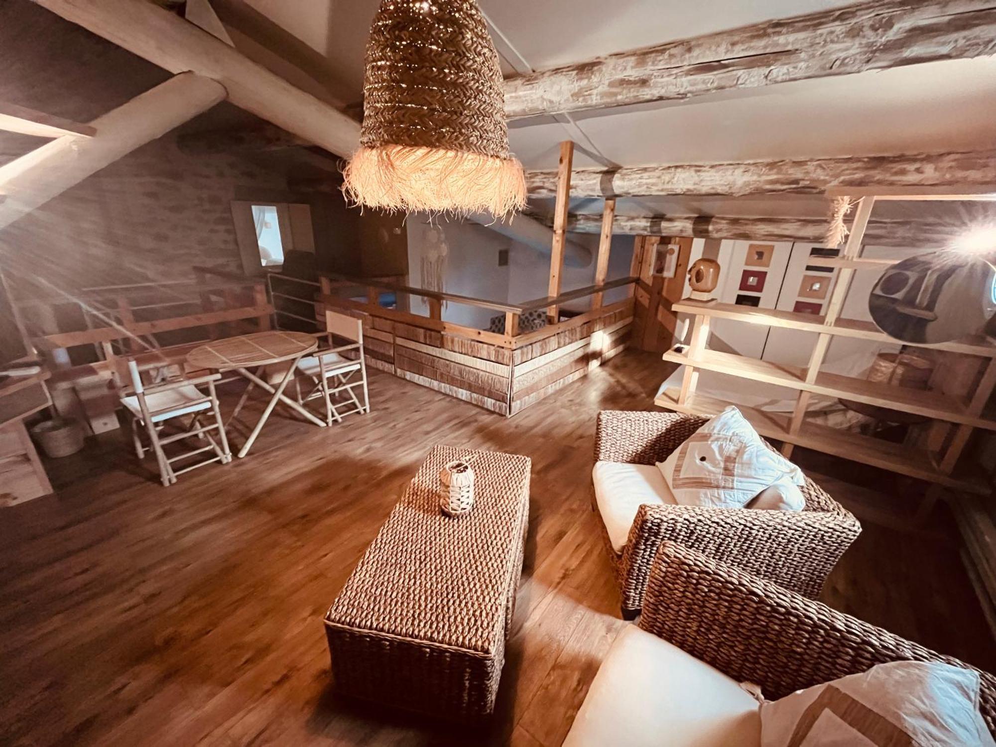 Aparthotel Domaine Amourella Lambesc Pokój zdjęcie
