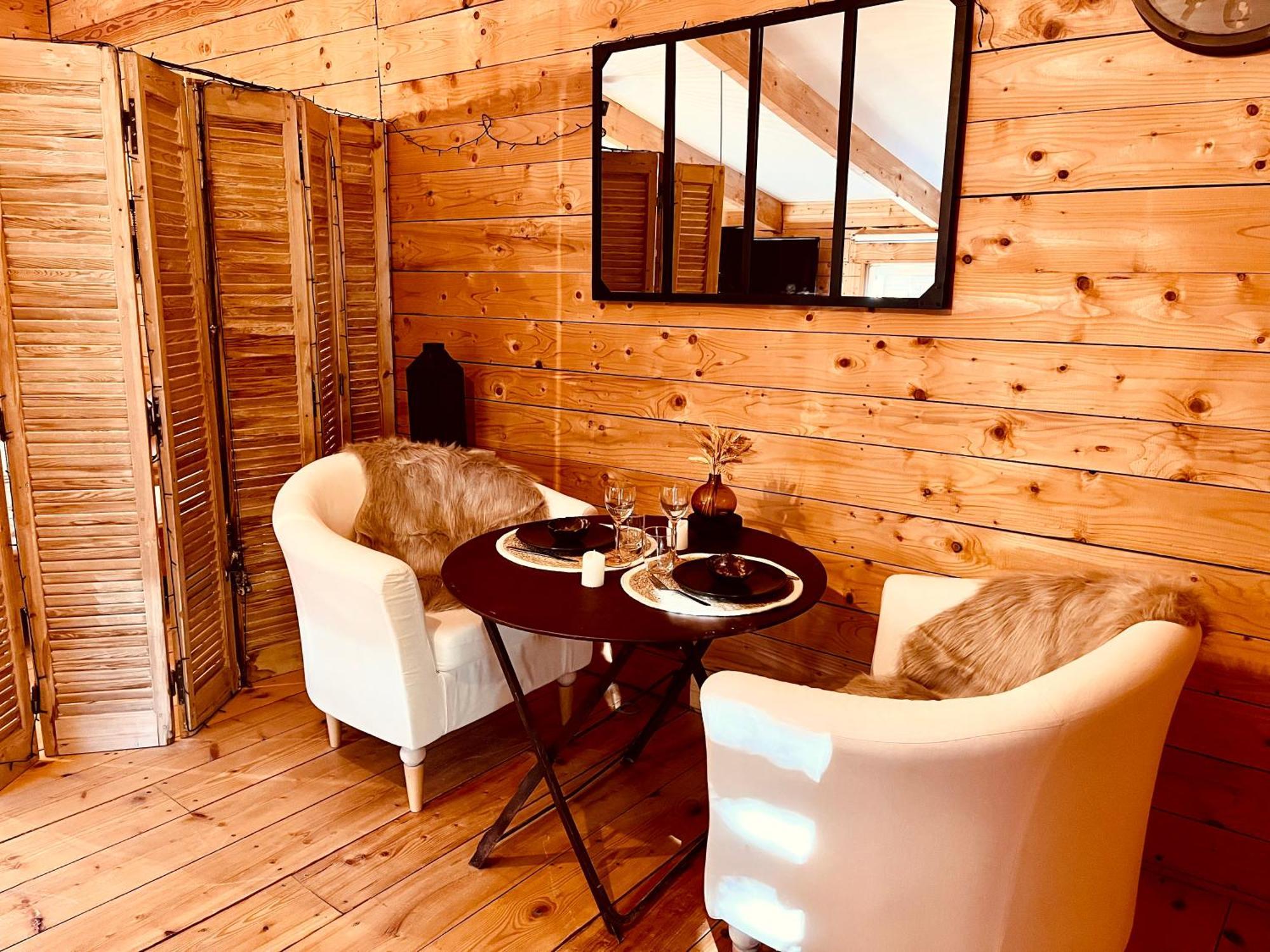 Aparthotel Domaine Amourella Lambesc Pokój zdjęcie